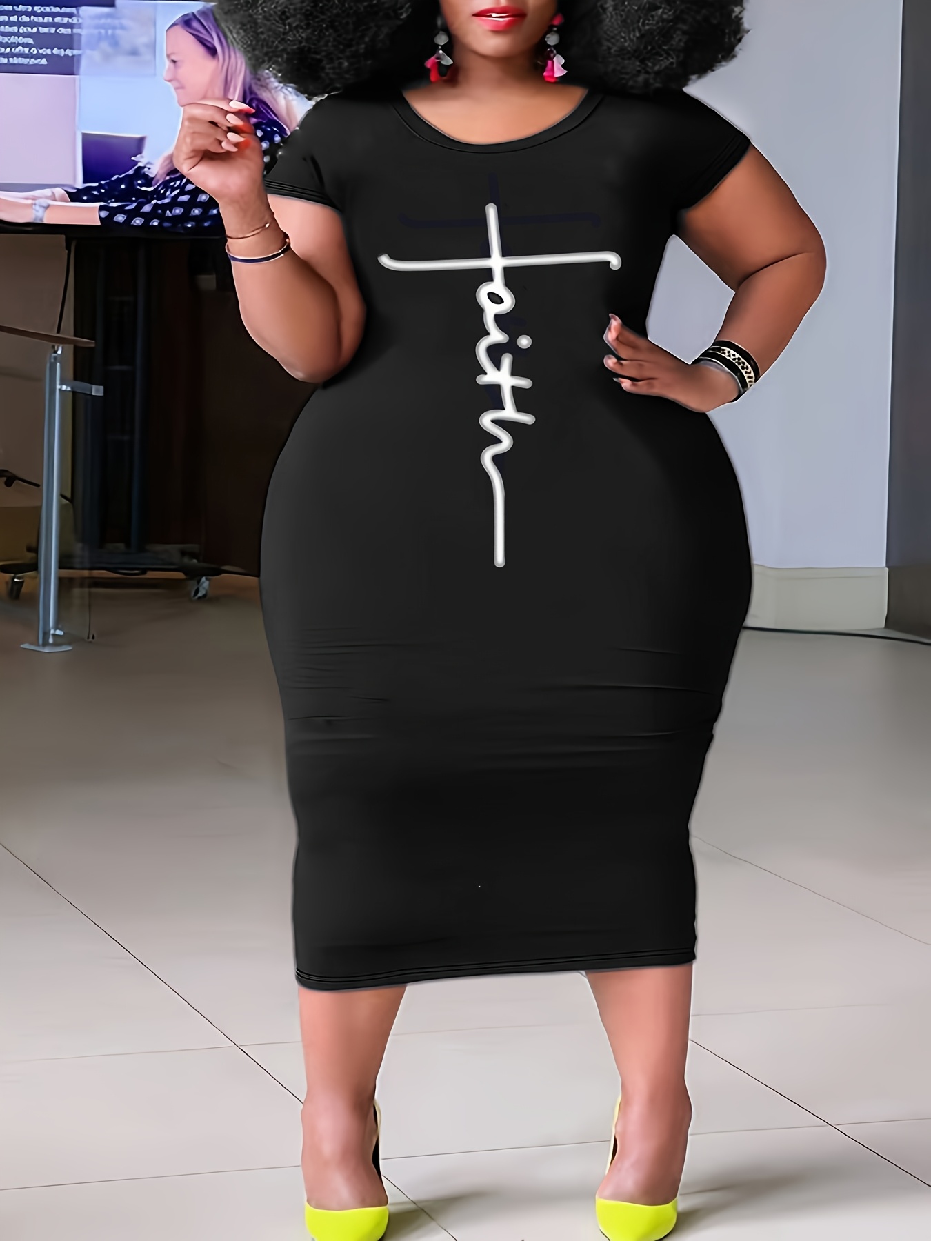 black mesh bodycon dress long sleeve Plus Size Scarlett & Jo Velvet Maxi Dress main image 0