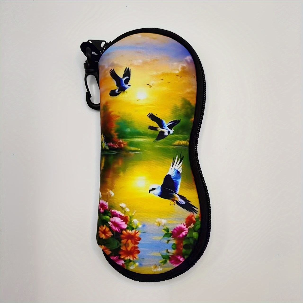 

Chic Dusk Soaring Pattern Fashion Glasses Case - Soft Neoprene, Portable With Hook & Carry Option, Unisex Fashion Eyewear Pouch