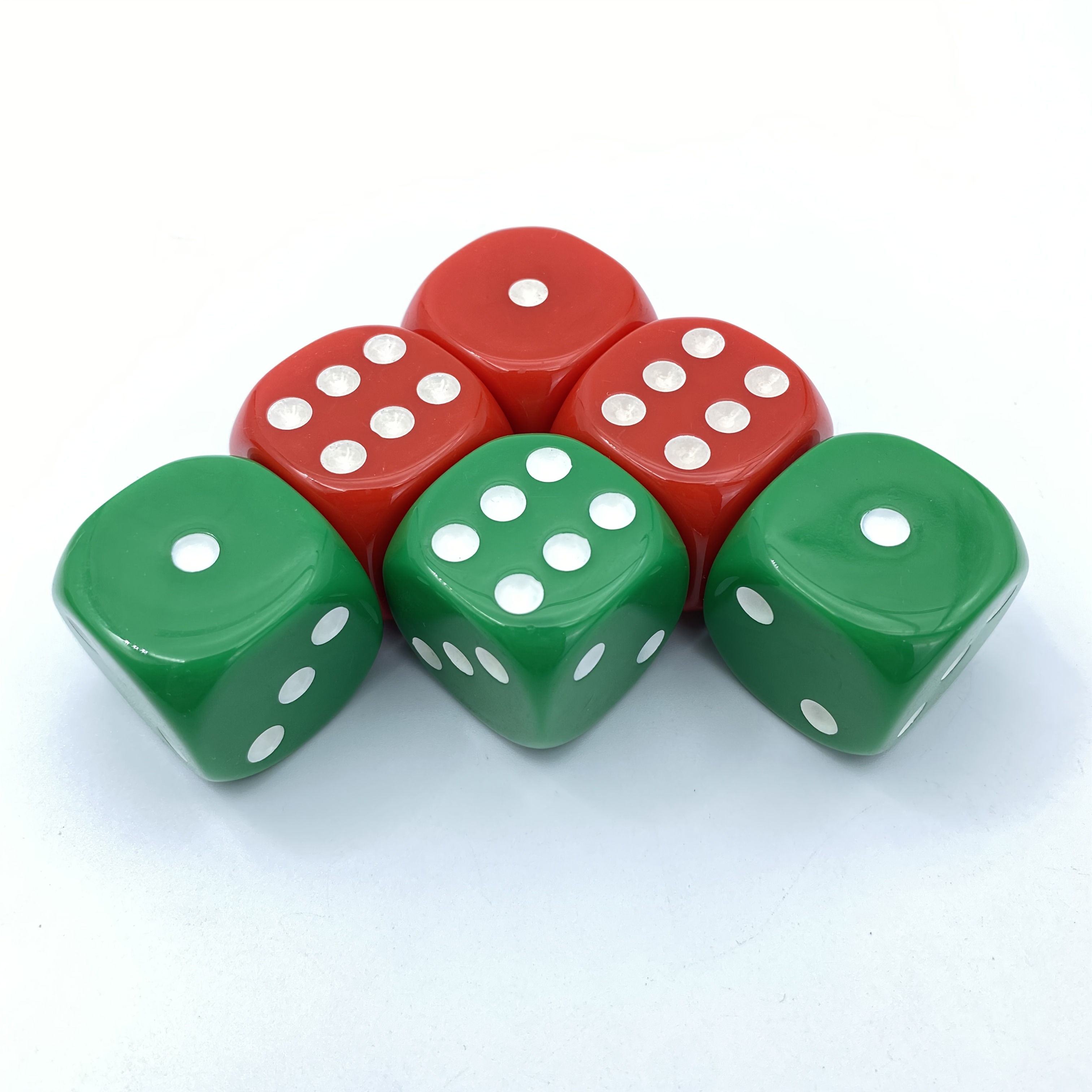 

6pcs Large Acrylic Dice Set, 25mm, Red & Green, Non-transparent, Adult Creative Game Accessories For Party Entertainment And Educational Use