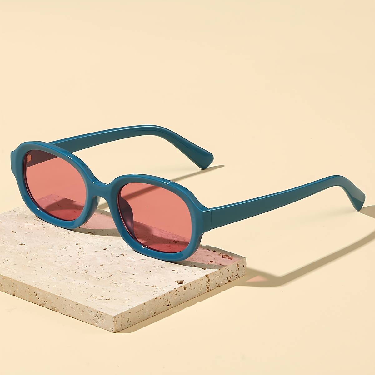trendy oval frame glasses stylish eyewear a unique flair Georgia