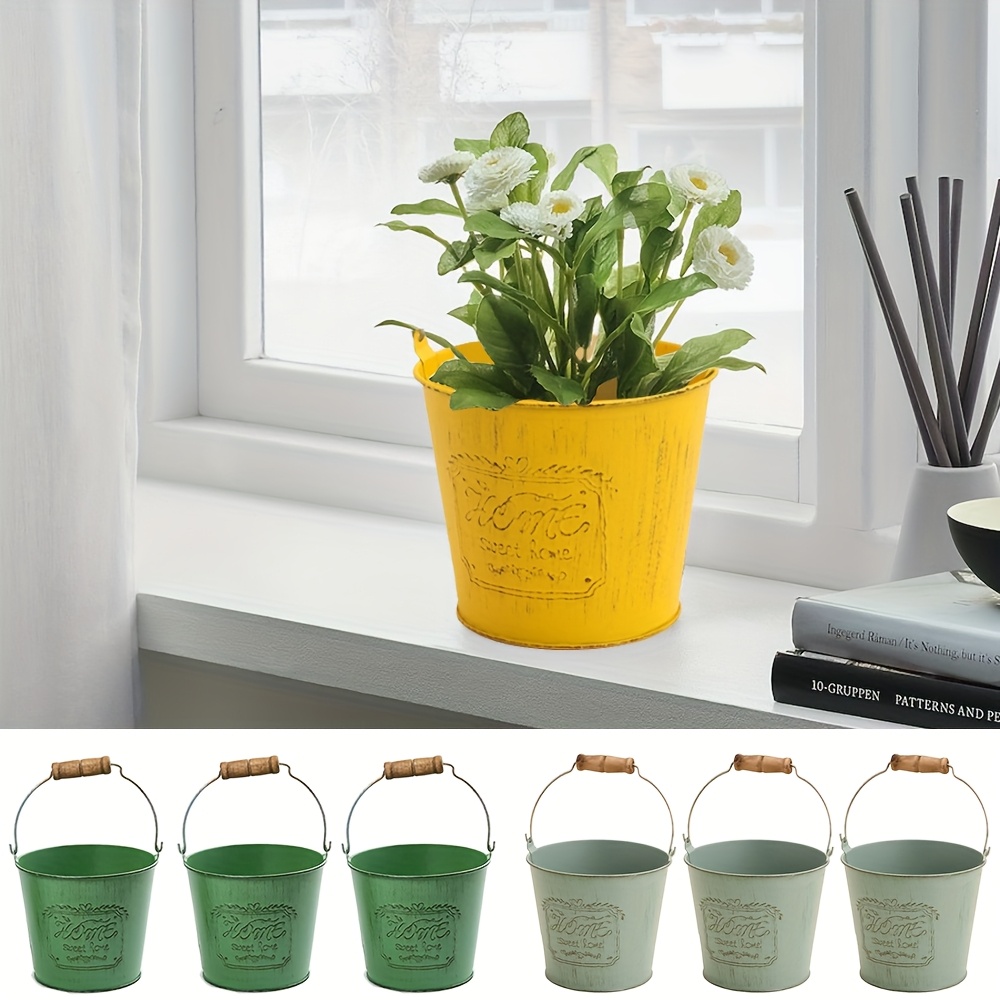 hang over railing planter 10 Balcony Railing Planters  Full Garden Coverage