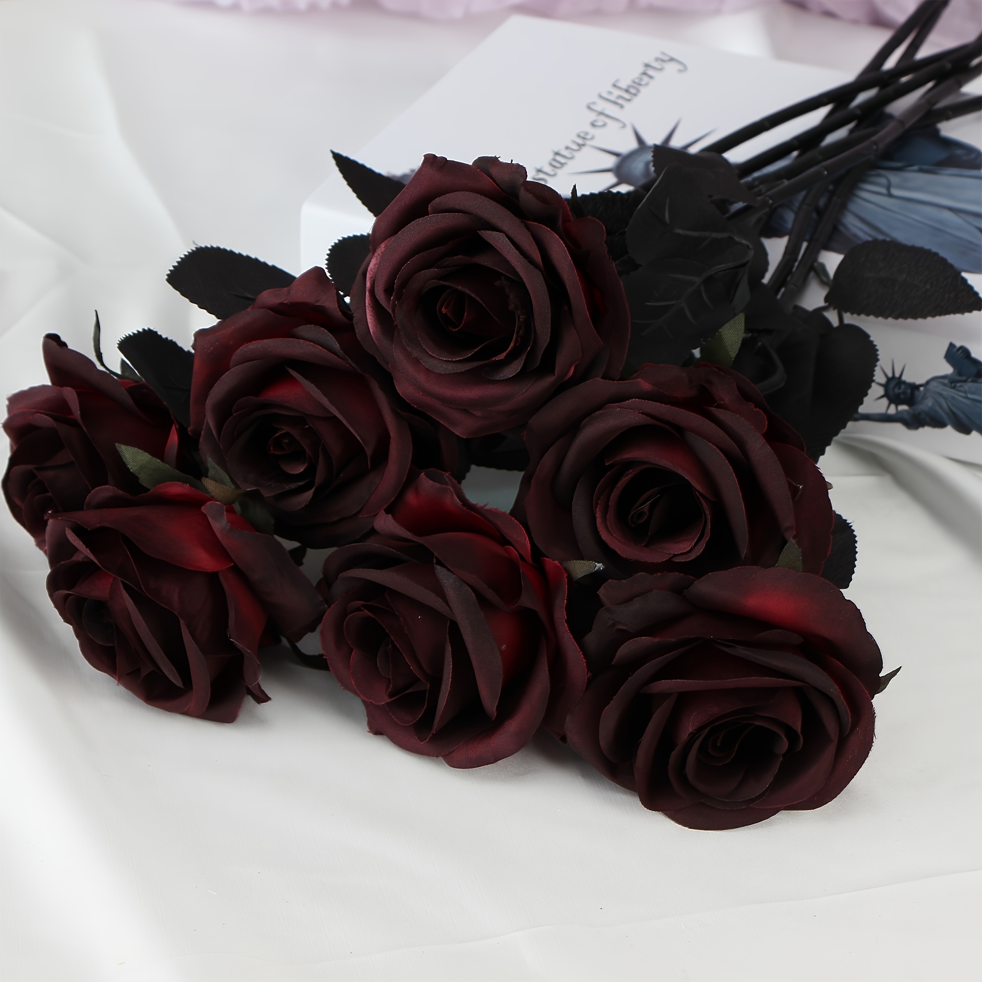 6pcs Dark Wind, Wine And Red Roses. High-quality Plastic Artificial Flowers, Suitable For Halloween Use And Daily Decoration Gifts