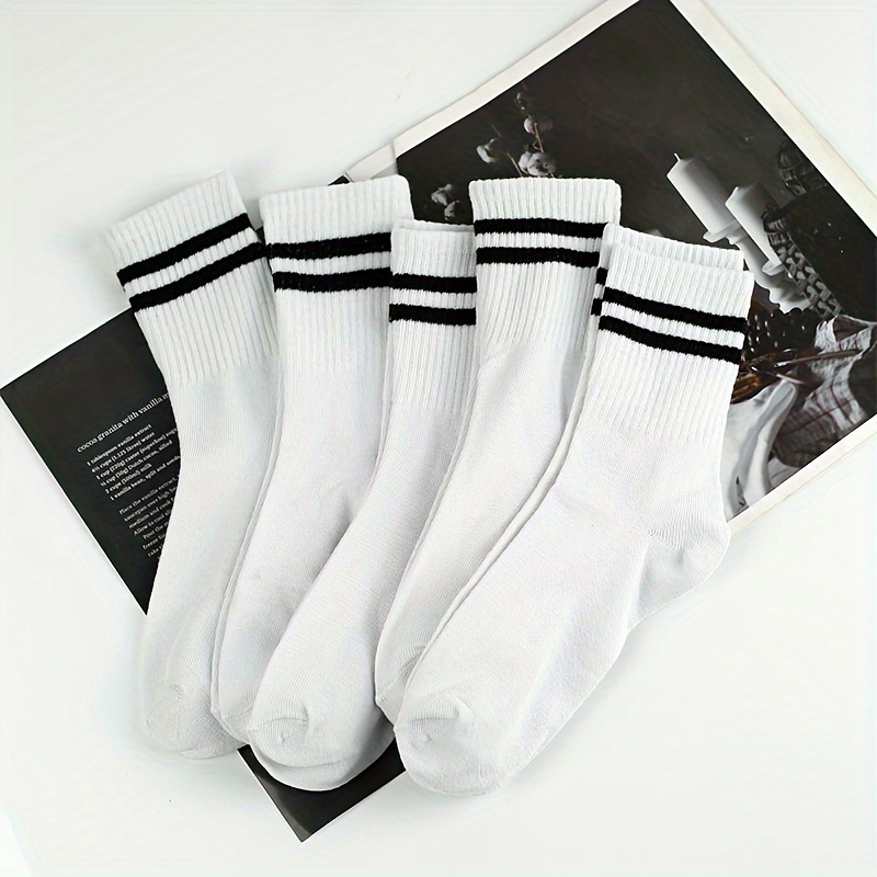 

5 Pairs Of Unisex Cotton Fashion Crew Socks, Stripe Patterned Men Women Socks, For Outdoor Wearing & All Seasons Wearing