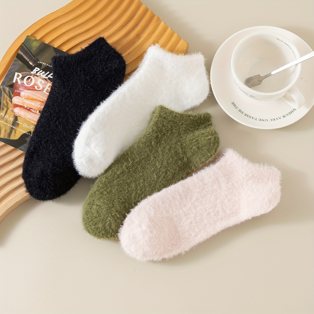 TEMU 2 paires/4 paires de chaussettes courtes multicolores automne-hiver pour femmes, chaussettes de sol chaudes épaisses, chaussettes invisibles