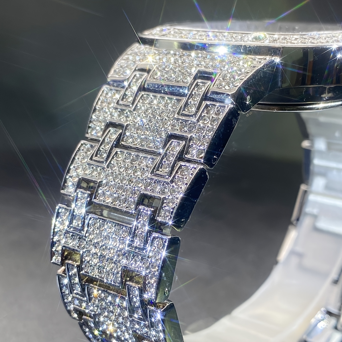 latest chilled mens watch with street   drill hip   watch for women with luminous scale for couples jewelry accessories Product details 10