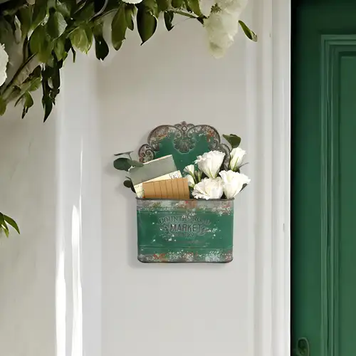 *. Wand-Blumentopf für den Außenbereich, rustikaler Hänge-Wand-Topf für Bauernhausgarten-Dekoration, Metall-Wand-Blumentopf mit den Maßen 23,5*33,53 cm