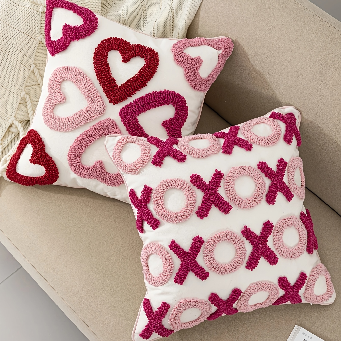 

1pc Bohemian Style Heart & Xo Pattern Embroidered Velvet Throw Pillow Cover, 45x45cm, Polyester 100%, Hand Wash, Zipper Closure, For Bedroom & Living Room Sofa Decor