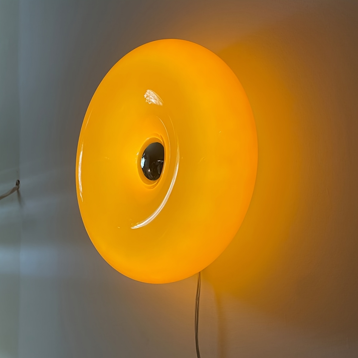 Modern USB-Powered Donut Wall Light/Table Lamp with Dimming
