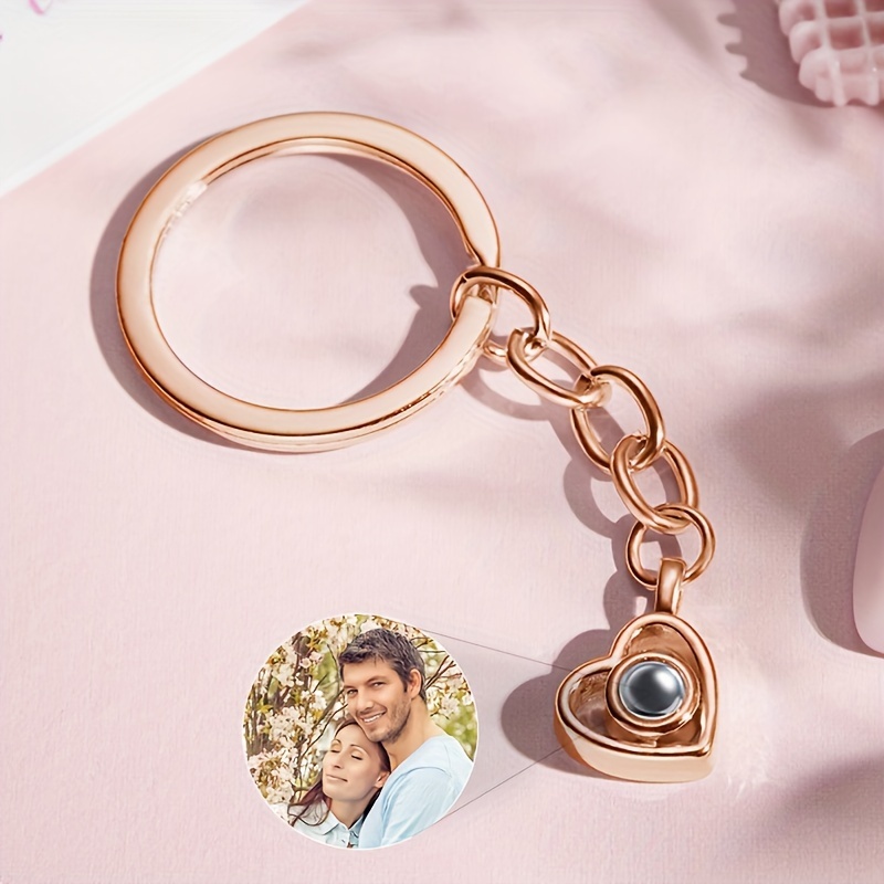 

Custom Heart-shaped Photo Projection Keychain Personalized Hidden Keychain Stainless Steel Custom Couple Photo Projection Keychain Memorial Photo Jewelry Christmas Gift Anniversary Gift For Boyfriend