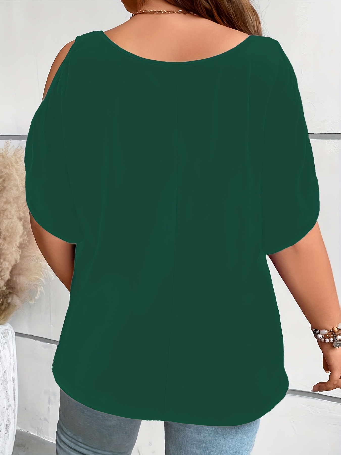 Plus Size Solid Cold Shoulder T-Shirt, Casual Crew Neck Short Sleeve T-Shirt, Women's Plus Size?Clothing