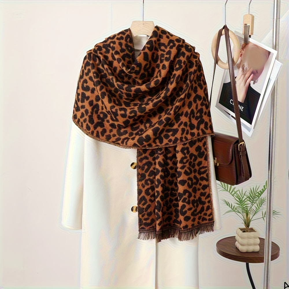 Image of Retro Leopard Print Scarf Shawl - Thick Winter Warm Non-stretch Collar & Neck Wrap, Soft Suitable For Weather, Machine Washable Fashion Accessory For Casual Outfits