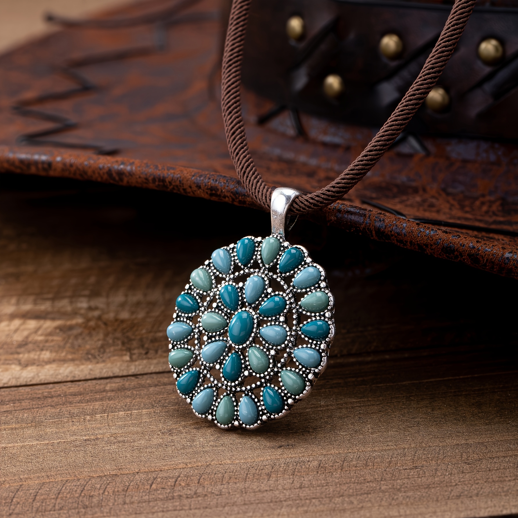 Image of Bohemian Western Style Round Openwork Teardrop Turquoise Geometric Pendant, Creative Vacation And 's Fashion Pendant Necklace