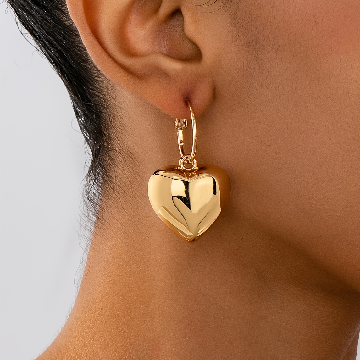 A Pair Of Women's Fashionable Drop Earrings, Featuring A Smooth Heart-shaped Ccb Pendant, Simple Hip-hop Style Jewelry, Suitable For Daily Wear, Included