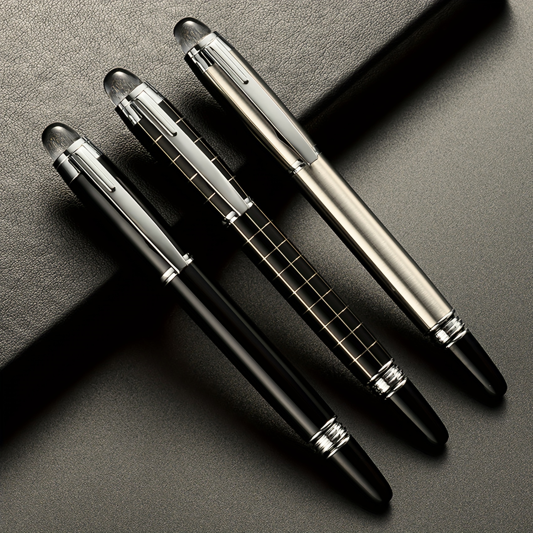 

Stylo de Signature haut de gamme à la mode, cadeau de luxe, stylo à encre noire amusant avec tête en cristal, stylo Gel en métal d'affaires de 0.5mm, 1 pièce