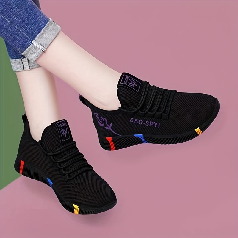Tenis casuales bajos para mujer, negros con detalles en rojo y multicolor, parte superior y forro de tela transpirable, suela de PVC resistente, zapatos versátiles con cordones para todas las estaciones, diseño elegante