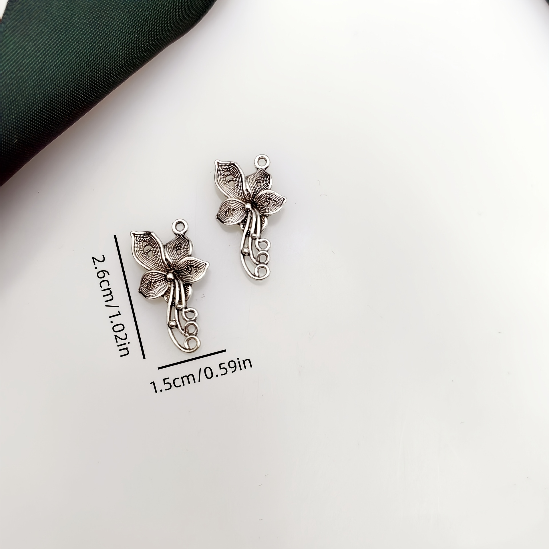 25pcs Charming Zinc Alloy Hollow Flower Earring Pendants