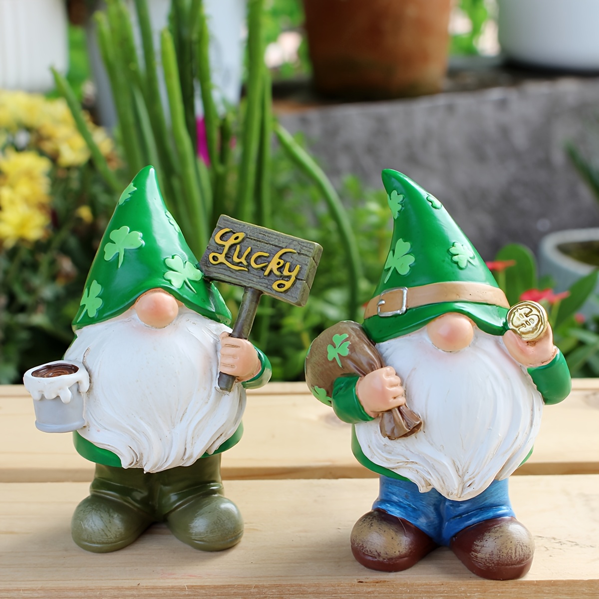 

2pcs 's Day Garden Gnomes, Resin Outdoor Elf Figurines, Freestanding Leprechaun Statues, For Home & Garden Decor, Holiday Party Decorations, Ideal Gift For Mom, Grandma