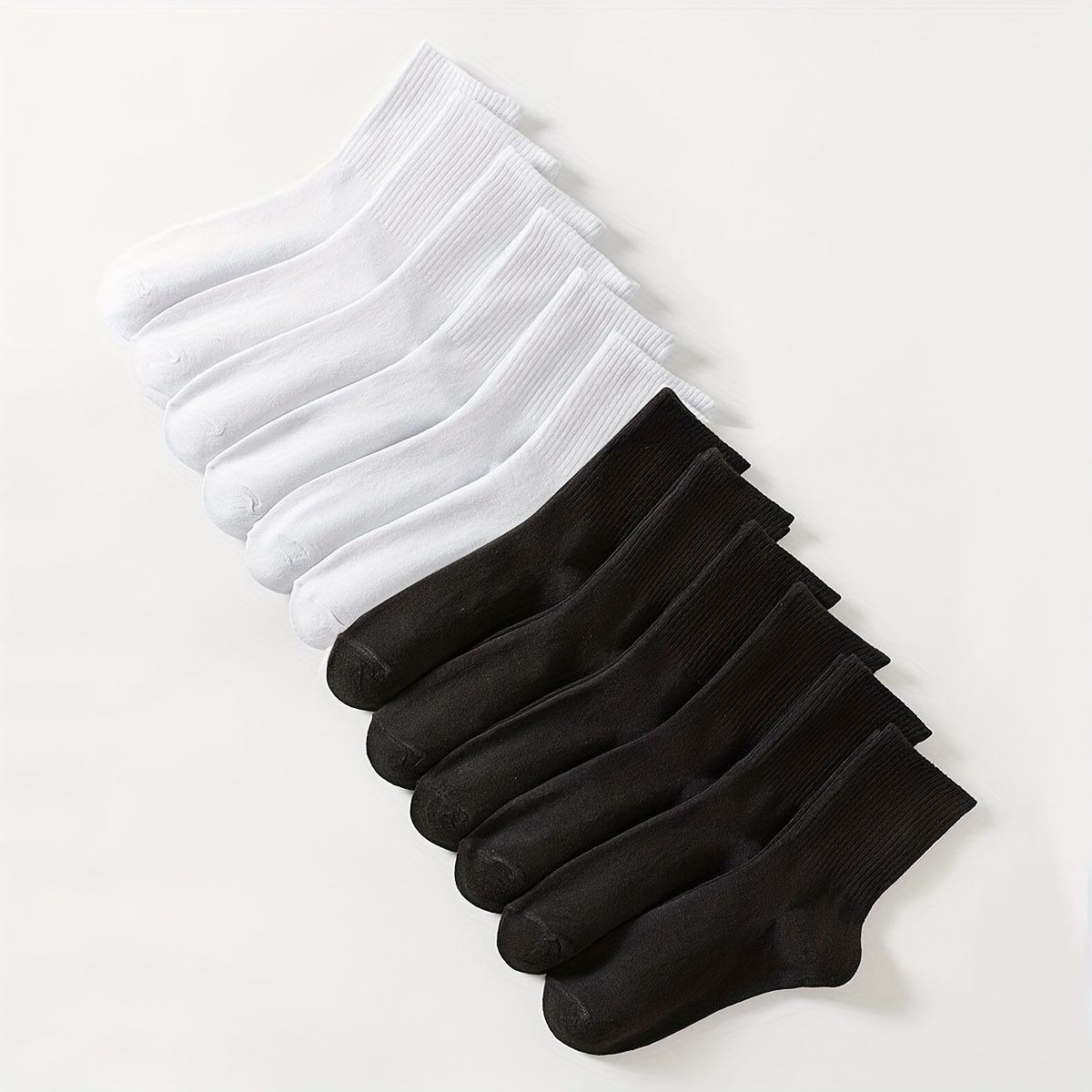 

8/12 Pairs Of Women' Color Fashionable And Simple Mid-calf Socks For All