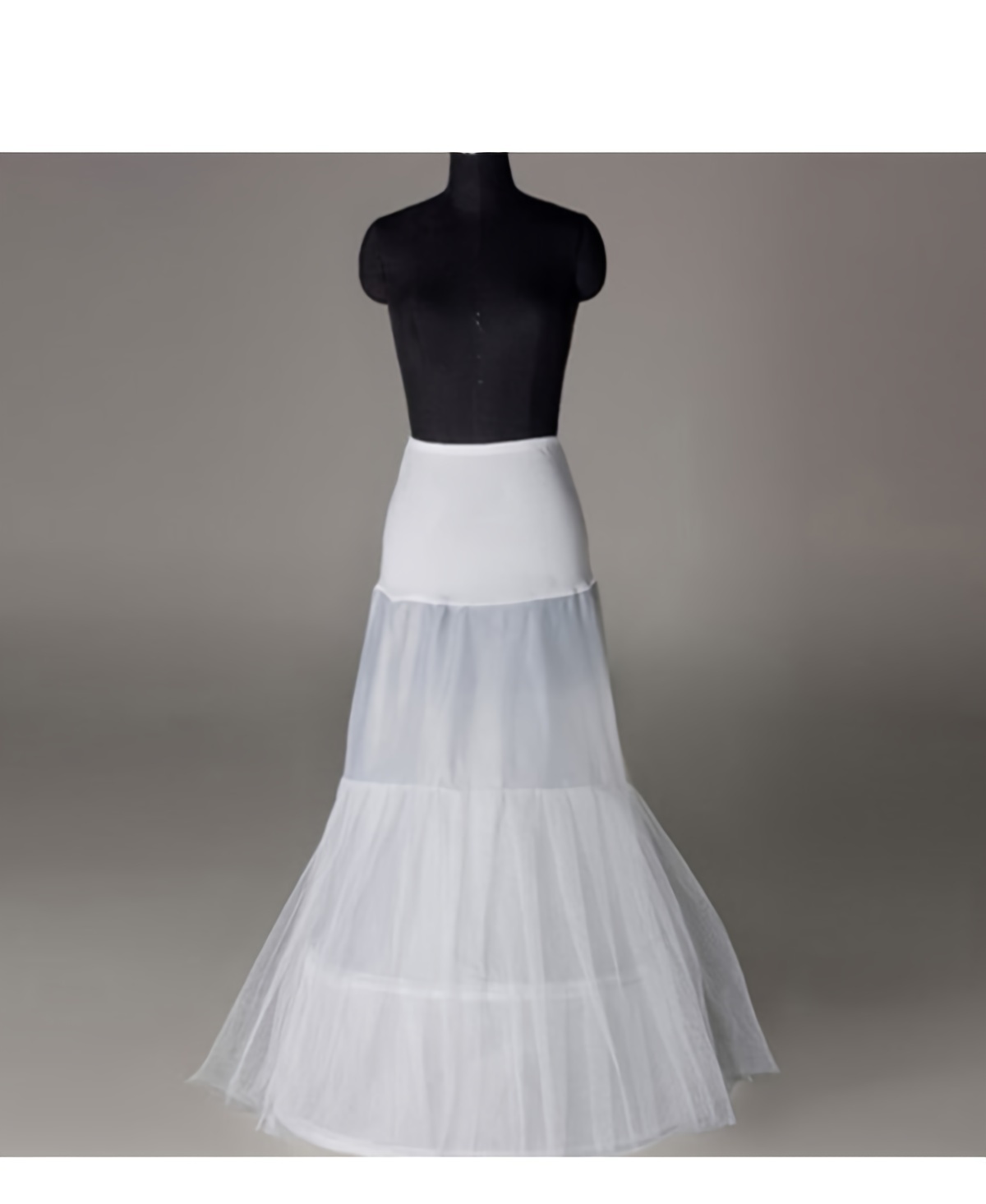 свадебное платье-костюм с кринолином и подъюбником с двумя стальными кольцами и сетчатым хвостом из полиэфирных волокон, детали 2