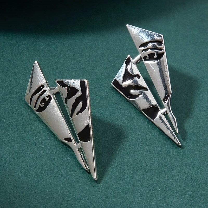2 Niche Earrings Featuring European And Trends