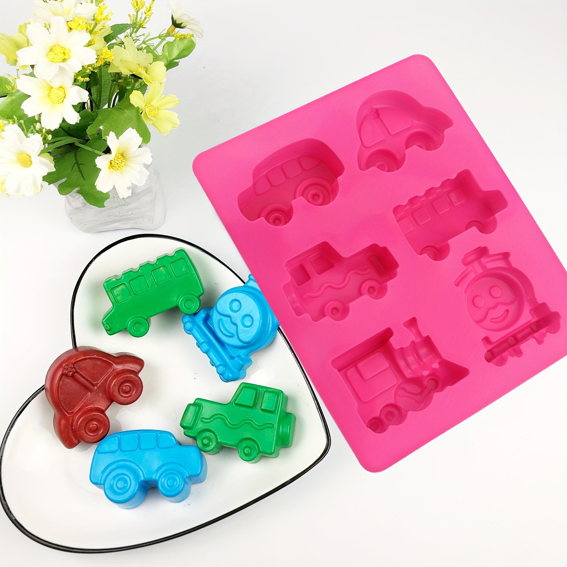 

1pc/3pcs, Car Train Vehicle Shaped Cake Mold, 3d Silicone Mold, Candy Mold, Chocolate Molds Set, For Diy Cake Decorating Tool, Baking Tools, Kitchen Accessories
