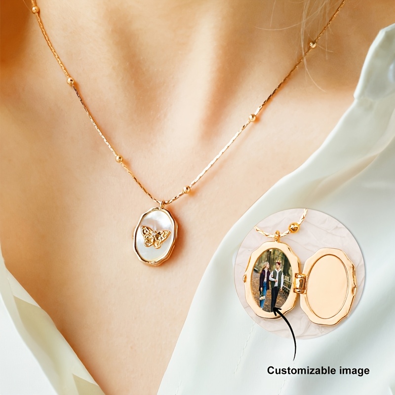 

1pc Elegant Shell Locket Necklace, Customizable Photo Pendant, Zinc Alloy, Embellished, Clavicle Chain, & Gifting, Valentine's Day Special