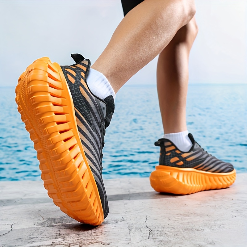 Men'S Running Shoes, Casual Sneakers, Outdoor Trail Running Shoes, Slip-Resistant, Wear-Resistant, Breathable Mesh, Lightweight Hiking And Walking Shoes, Suitable for Indoor And Outdoor Road Running, Stylish Athletic Shoes, Fitness Shoes