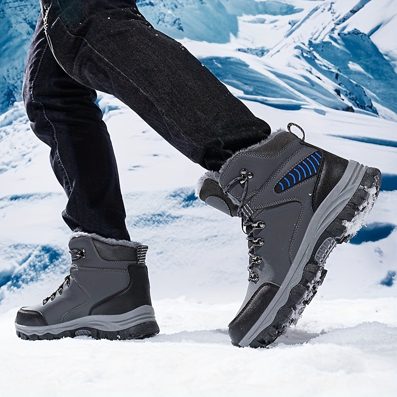 Botte d'Hiver de Haute Qualité pour Hommes avec Doublure en Fourrure, Chaussures de Randonnée Antidérapantes pour Temps Froid, Noires avec Accents Rouges/Bleus, Conception à Lacets, Semelle en Caoutchouc, Parfaites pour le Trekkings et l'Alpinisme, Équipement Extérieur pour le Froid | Botte Classique à Lacets | Chaussures de Neige Durables