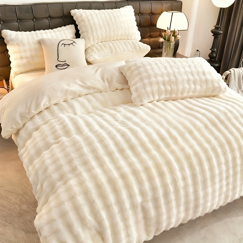 3pcs Flannel Duvet Cover Set with 2 Pillowcases - Thickened Warm Plush Autumn-Winter Duvet Cover Doubles As a Blanket Soft Cozy Bedding (No Comforter/Pillow Inserts/Flat Sheet Included)