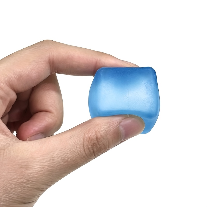 1 pz.   di   gocciolante   e divertente,   di   simulati di   casuale, novità e divertenti giocattoli t estensibili, giocattoli sensoriali morbidi, premi per  ,   per regali di festa, articoli regalo divertenti per   di capodanno, riempitivi per sacchetti regalo