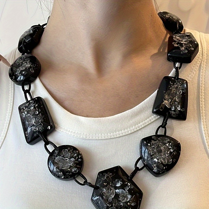 Vintage Resin Statement Necklace for Parties and Festivals