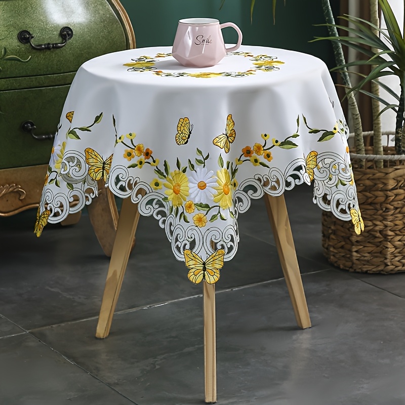 1pc, Polyester Fabric, Beautiful Embroidery Design, Modern Wind Table Runner, Hand-hollowing , Very Suitable For Dining Table, Kitchen, Wedding And Holiday Party Layout, Is An For Home Decoration