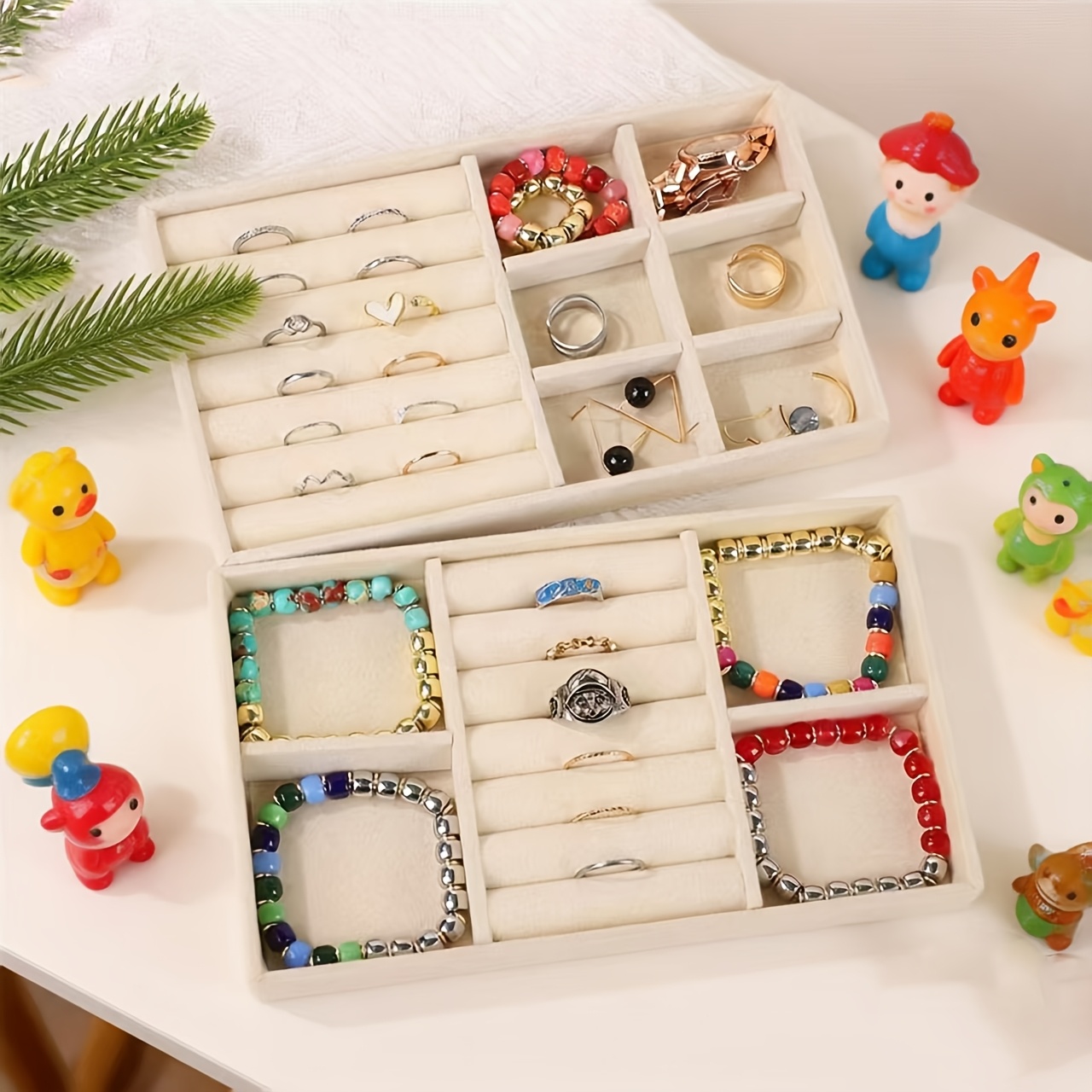 Velvet Jewelry Tray with Partition for Display