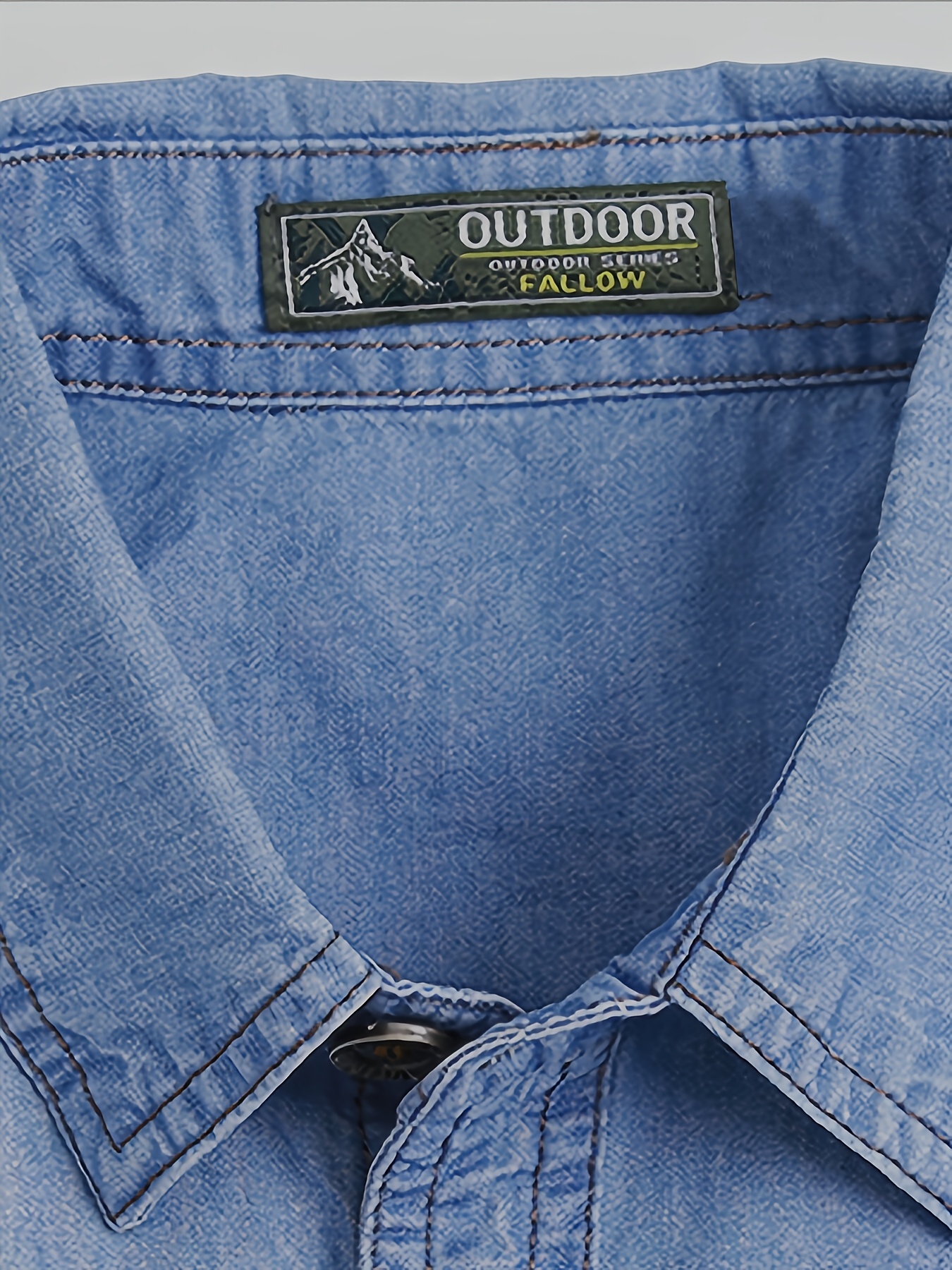 1pc of Retro Fashion Denim Short-Sleeved Shirt, Thin Style, Men'S Casual Multi-Pocket Workwear Denim Shirt. High-Quality Material, Soft And Comfortable, Wear-Resistant, Durable, And Wrinkle-Resistant. Two Chest Pockets Design