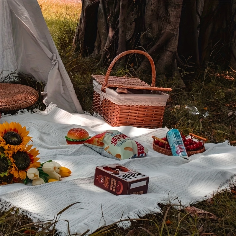 Outdoor Blanket Portable Thickened Picnic Mat White Checkered Cover Blanket Bed Blanket Sofa Throw Camping Mat Beach Towel, Courtyard Garden Tent Pad Warm Blanket