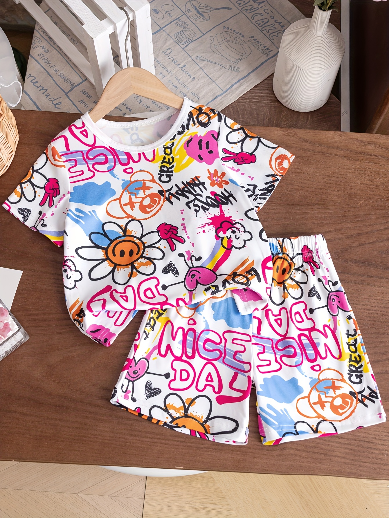 girls funny heart   face doodle short sleeve t shirt and shorts 2pcs set comfortable casual summer outfit for daily wear outdoor and parties   outdoor