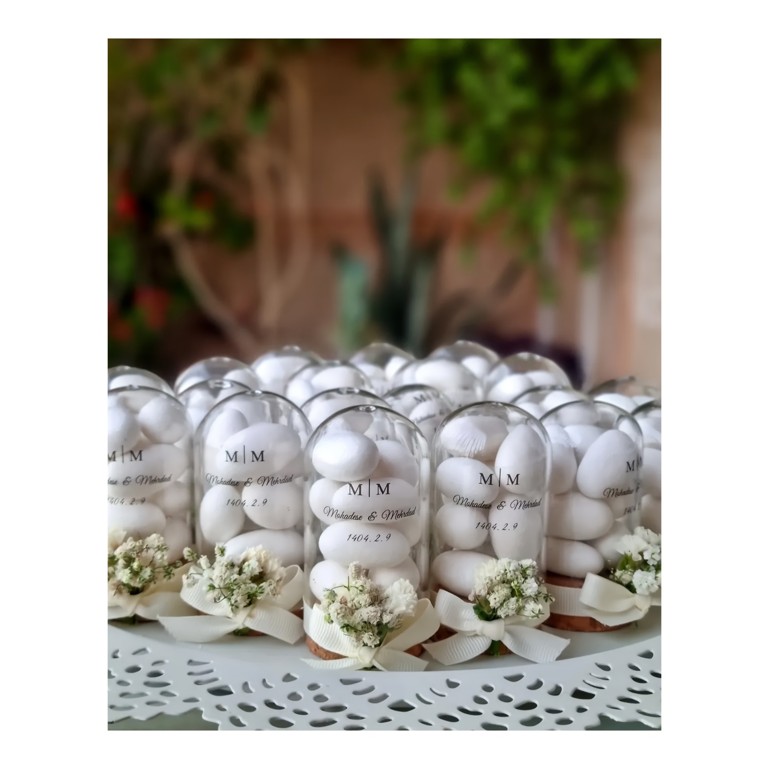 Elegante Tarro de Vidrio * a * para Almendras y *s - Una Opción * para * y  *s, con un Estuche de Exhibición * y Tapón de Corcho - * para Decoraciones  de * * de la * y Arreglos Artísticos, Ideal para ..., image size:1500x1500