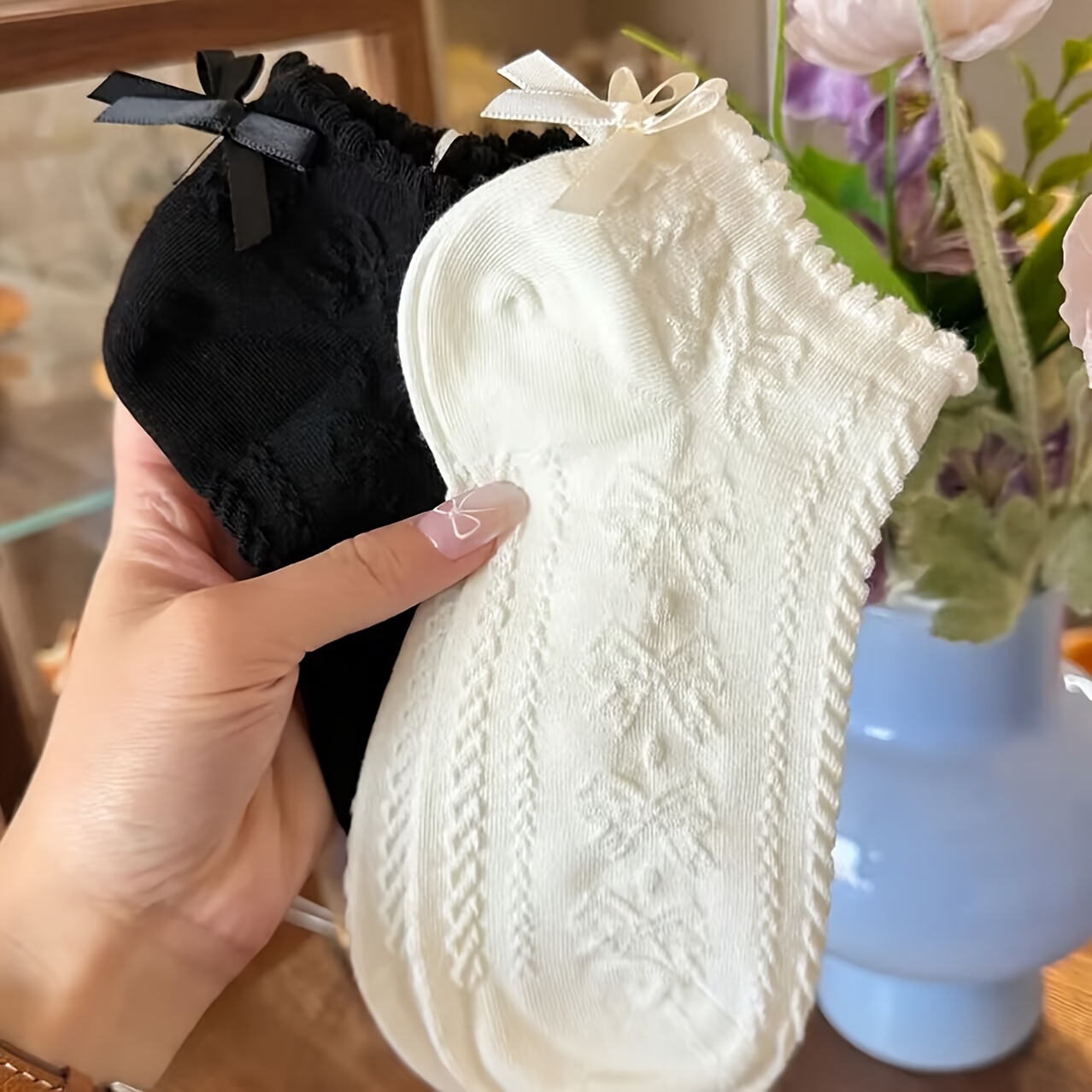 E-shop 2/4/6 Paar Damen Weiße Sommer Dünne Atmungsaktive Kurzsocken mit Niedlicher Schleife, Niedrig geschnittene Spitzenkante