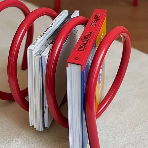 moderne kunstmöbel, dopamin-farbenes bücherregal, design im internet- -/instagram-stil, schmiedeeisernes drehbares bücherregal, einzigartiger kreativer schreibtisch-bücherhalter, aufbewahrungsregal