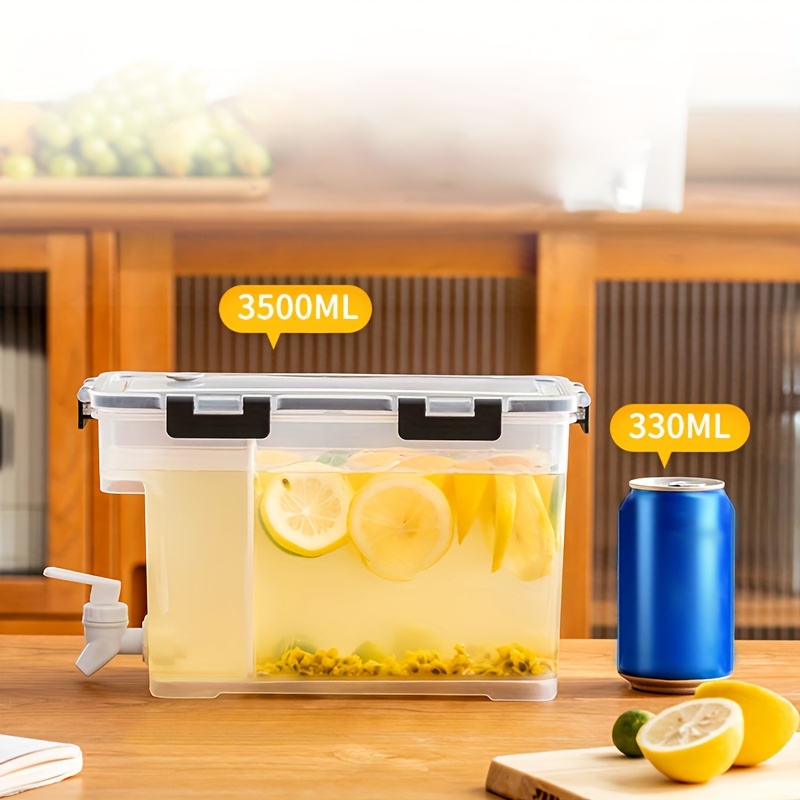5L/3L Chilled Beverage Bucket, Water Kettle with Faucet for Refrigerators, Beverage Dispenser for Refrigerators, Fruit Tea Pot Made of PP Material, Lemon Water Container, Ideal for Parties, Weddings, Summer Events, And Home Kitchens