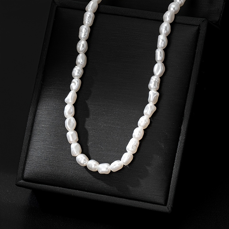 

Spring Summer Style New Imitation Pearl Irregular Necklace, Minimalist Elegant Temperament Celebrity Premium Design Clavicle Chain Luxury Mother's Day Gifts