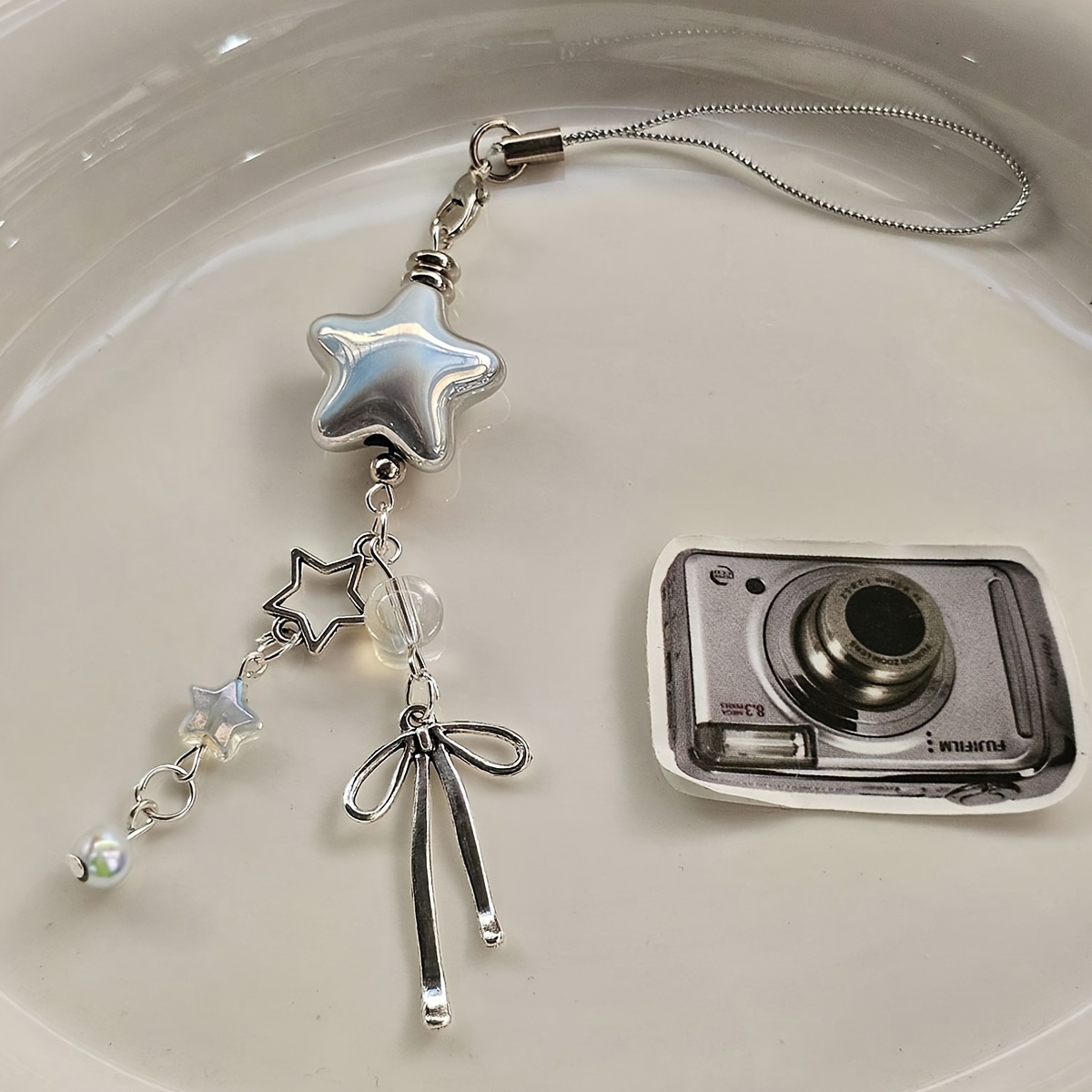 Image of A Silvery Star Phone Case Chain With Star Charms, A Phone Strap, Phone Additions, Wristbands, Personalized Pendants, And Suitable Phone Decorations For Girls