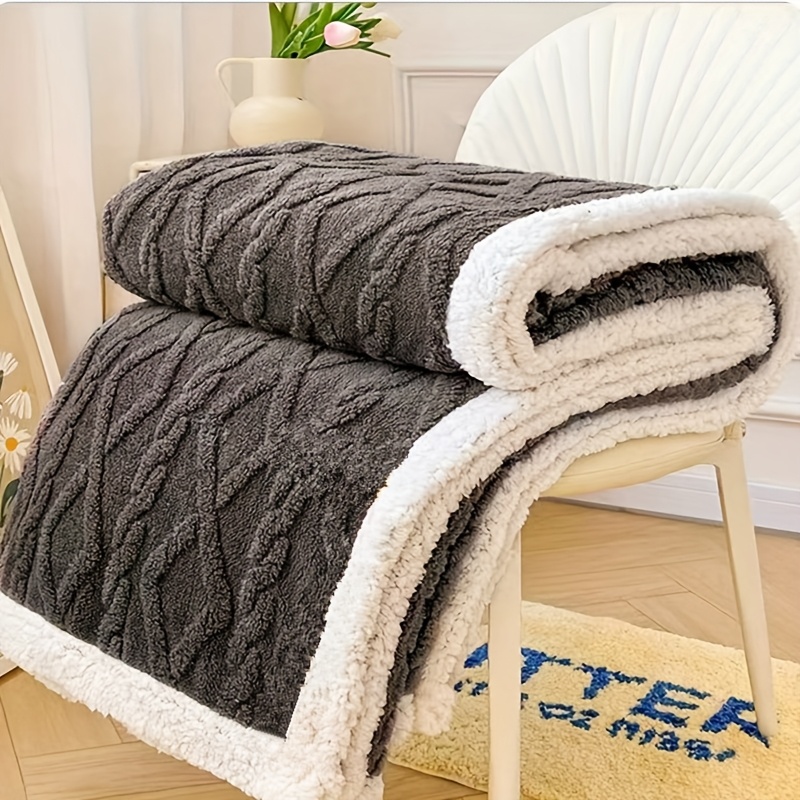 Image of Thickened Small Blanket, Office Nap Blanket, Sofa Throw, Student Dorm Blanket