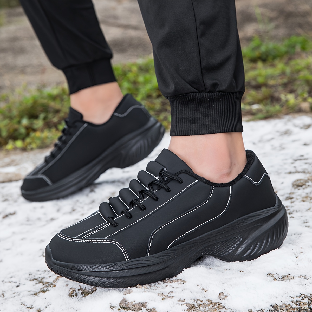 Men's Winter Warm Sneakers with Widened Toe Box, Plush Lining