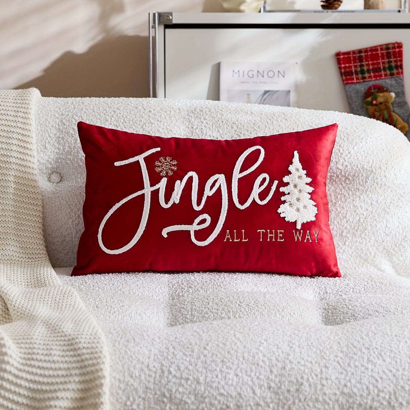 TEMU 1 pièce, Taie d'oreiller de Noël en velours, Housses de coussin décoratives de Noël Jingle , 19.6*11.8 pouces, Broderie simple face, Convient