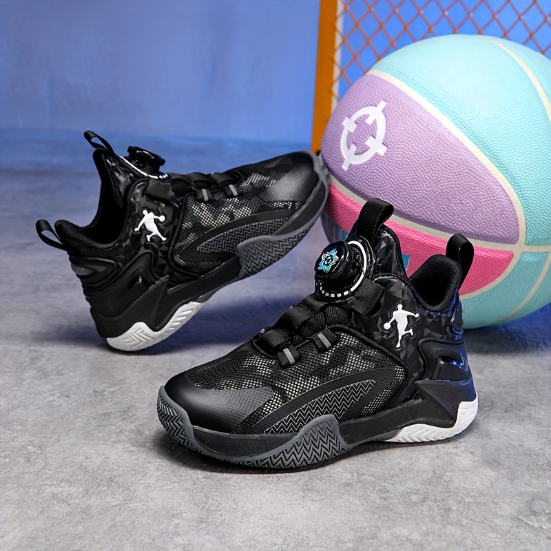 The Swift Wind X Basketball Shoes for Kids Combine 'Speed Aesthetics' with 'Hardcore '—Featuring a 3D Supportive Collar to Safeguard The Ankles, And a High-Elastic Cushioning Midsole to Enhance Jumping Power; Breathable Mesh Paired with Glow-In-The