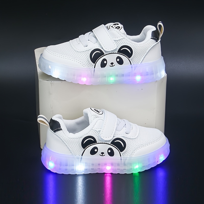 

Casual Cute Cartoon Panda Low Top Mesh Sneakers With Light For Boys, Breathable Wear-resistant Non-slip Skateboard Shoes For All Seasons