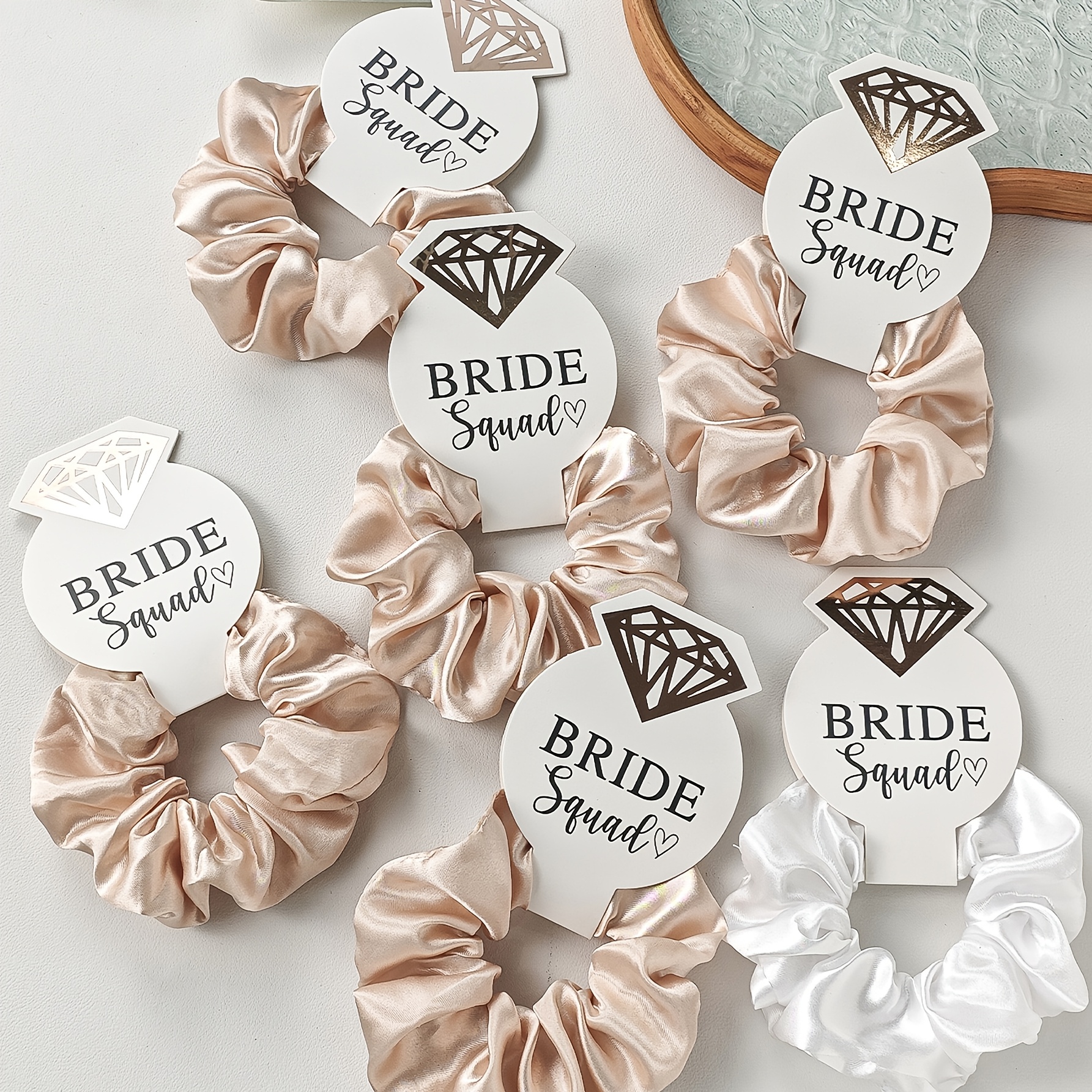 

6pcs Elegant Fabric Hair Ties With Bridal Squad Cards, Sweet Solid Color Hair Rings For Women, Wedding/bachelorette Party Bridesmaid Gift Set