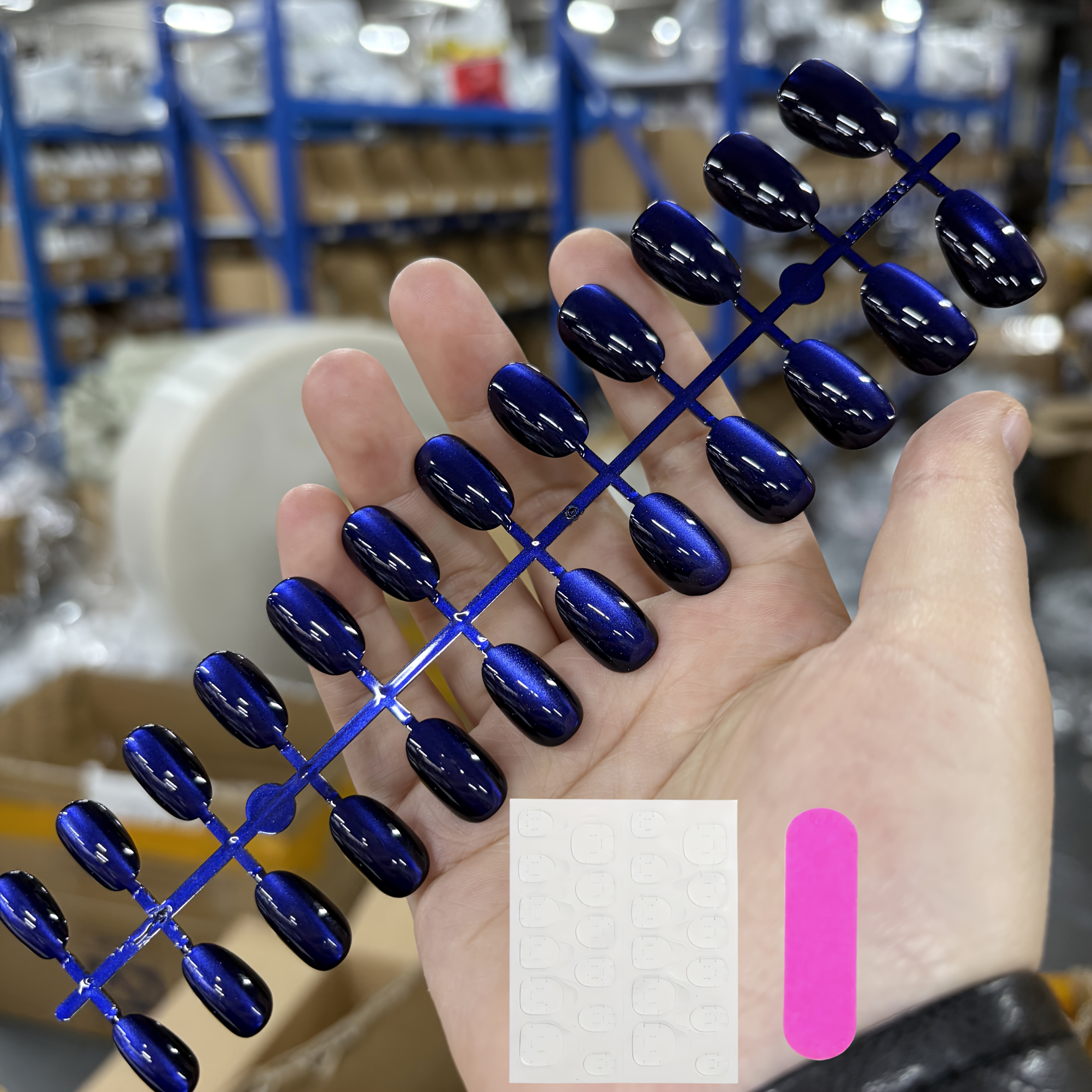 TEMU 24pcs Handmade Short Almond Press On Nails Suitable For Parties, Weddings & Daily Wear - Royal Blue Cat Eye Fake Nails With 12 Sizes, Glitter