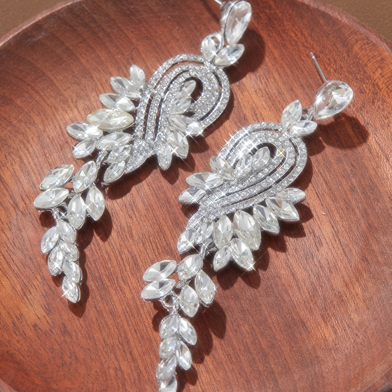 TEMU 1 Pair Of Long Fringed Flower Dangle Earrings, With Sparkling Synthetic Zirconia Pendants, Ideal For Parties, Gatherings, And Suitable As A